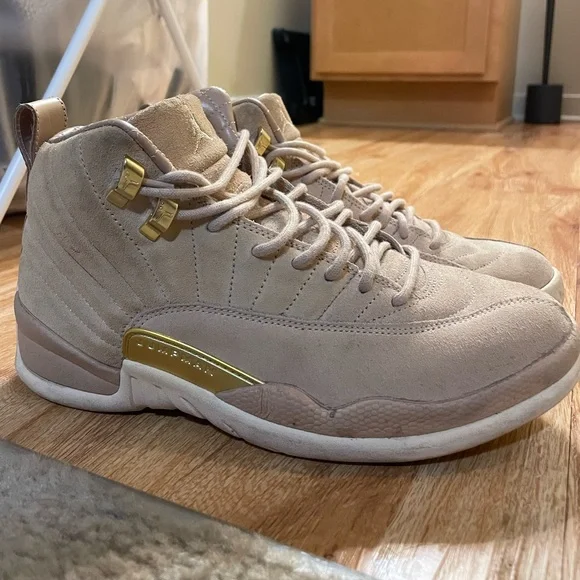 Women’s Jordan 12 Vachetta Tan - Picture 6 of 6